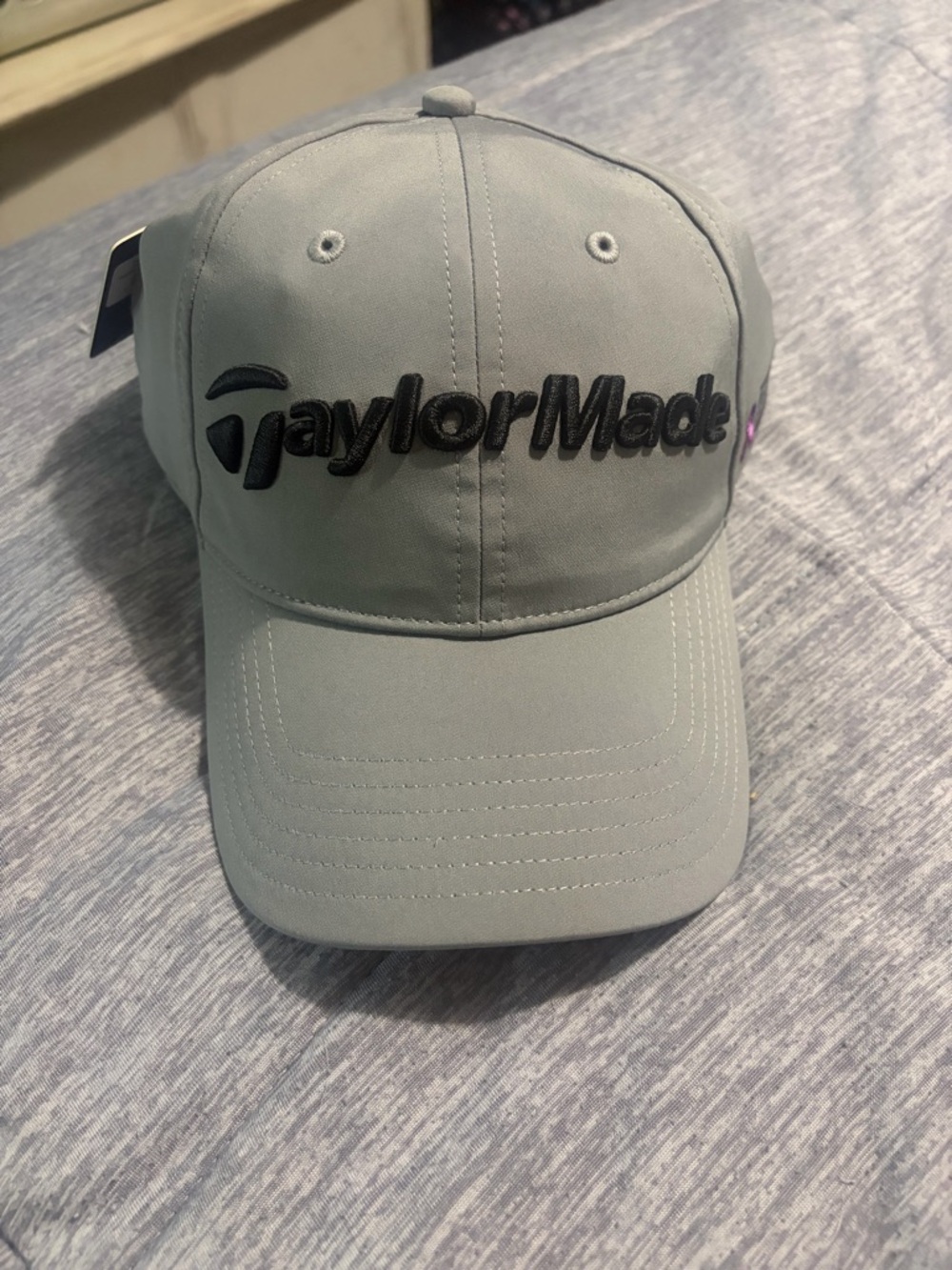 TaylorMade Light Gray Golf Hat with Black Logo